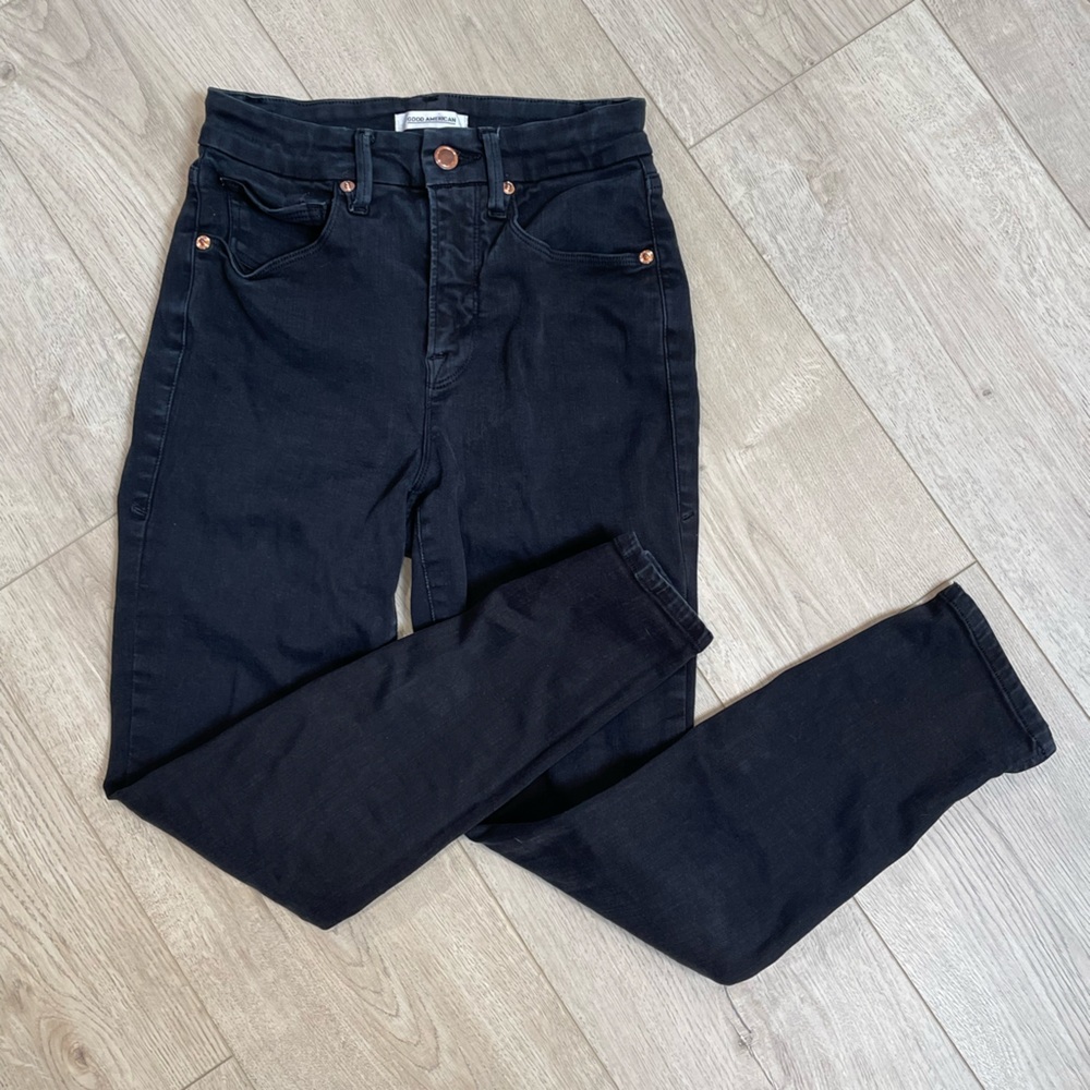 Good American Skinny Ankle Jeans